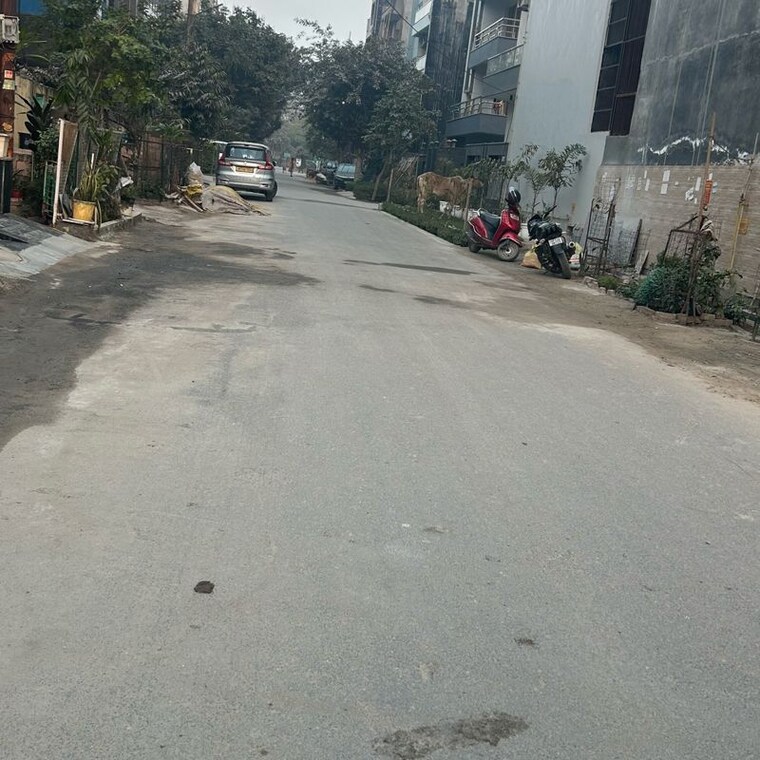 Exterior View, sector 31 5 Bedroom 112 Sq.Mt. Independent House In Sector 31 Noida 9847180