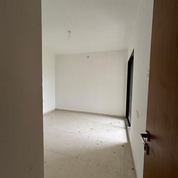 Bathroom in 2 BHK Apartment at Greystone Heights, Kamothe Sector 11 – for Sale