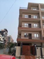 5 BHK + Pooja Room,Servant Room,Extra Room 112 Sq.Mt. Independent House in Sector 14