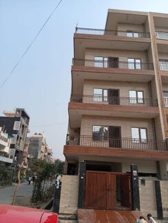 5 BHK + Pooja Room,Servant Room,Extra Room Independent House For Sale in Sector 14