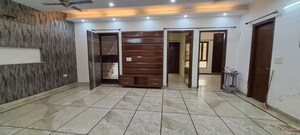 Parking in 3 BHK Builder Floor at Indraprastha Colony – for Sale
