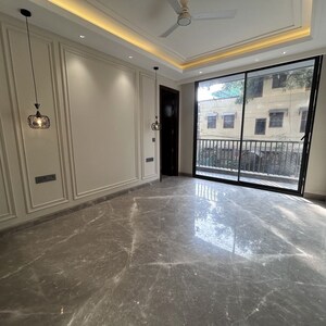 Room in 3 BHK Builder Floor at Sushant Lok I – for Sale