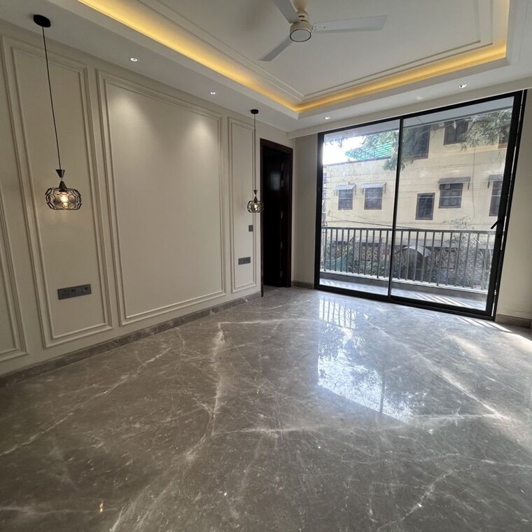 Room, sushant lok i 3 Bedroom 215 Sq.Yd. Builder Floor In Sushant Lok I Gurgaon 9847215