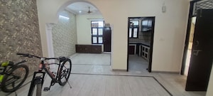 Parking in 2 BHK Builder Floor at Spring Field Colony – for Sale