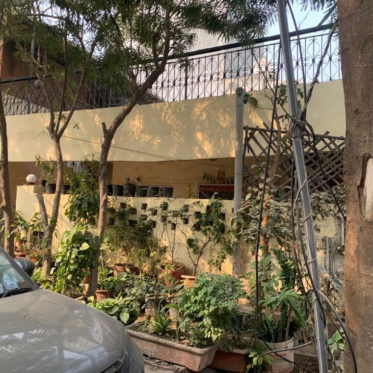 Exterior View, sector 33 1 Bedroom 112 Sq.Mt. Independent House In Sector 33 Noida 9847226