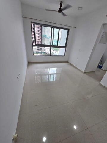 Room in 2 BHK Apartment at Runwal Garden City, Balkum Pada – for Rent