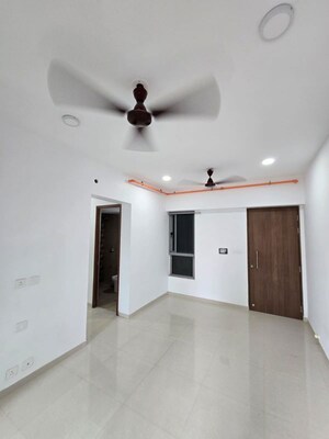 2 BHK Apartment For Rent in Runwal Garden City, Balkum Pada
