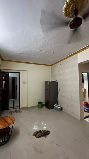 Room in 1 BHK Apartment at Prachi Building, Kasarvadavali – for Rent