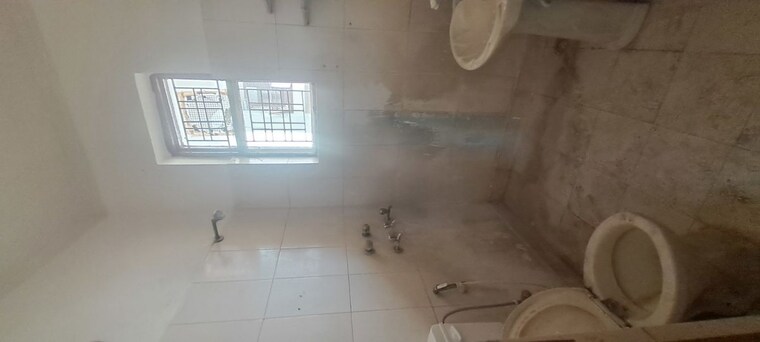 Bathroom, spring field colony 3 Bedroom 2250 Sq.Ft. Builder Floor In Spring Field Colony Faridabad 9847243