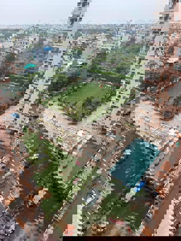 3 BHK 1500 Sq.Ft. Apartment in Maxworth Premier Urban