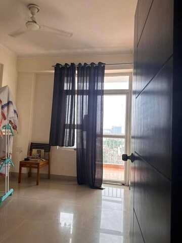 Room in 3 BHK Apartment at Maxworth Premier Urban, Sector 15 – for Rent