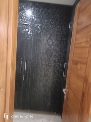 Furnished Amenities in 4 BHK Builder Floor at Rajendra Nagar Sector 3 – for Rent