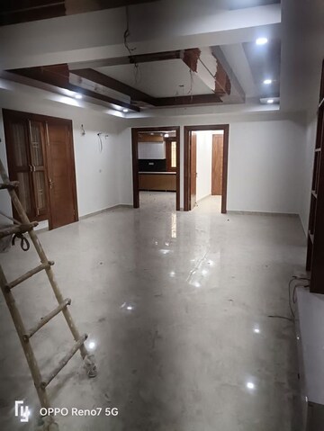 Room in 4 BHK Builder Floor at Rajendra Nagar Sector 3 – for Rent