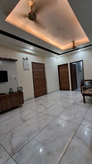 Living Room in 3 BHK Builder Floor at Sector 15 – for Rent