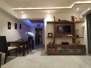 2 BHK Apartment For Rent in Sukh Shanti CHS Cumbala Hill, Cumbala Hill