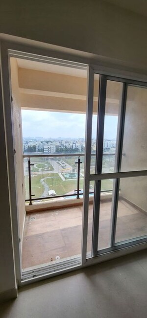 2 BHK Apartment For Sale in TVS Emerald Jardin, Singasandra