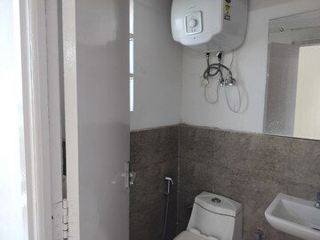 Bathroom in 2 BHK Apartment at Suncity Avenue 76, Sector 76 – for Sale