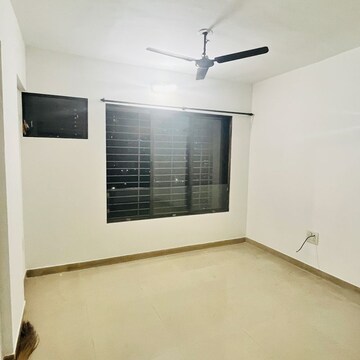 Room in 1 BHK Apartment at Puranik City, Koliwada – for Rent