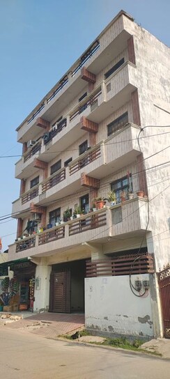 2 BHK Apartment For Sale in Gomti Nagar