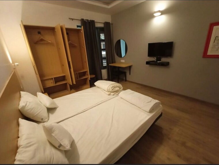 Bedroom, s-r-green-city 1 Bedroom 750 Sq.Ft. Builder Floor In Sector 49 Gurgaon 9847391