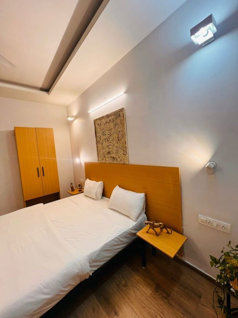 Bedroom, s-r-green-city 1 Bedroom 750 Sq.Ft. Builder Floor In Sector 49 Gurgaon 9847391