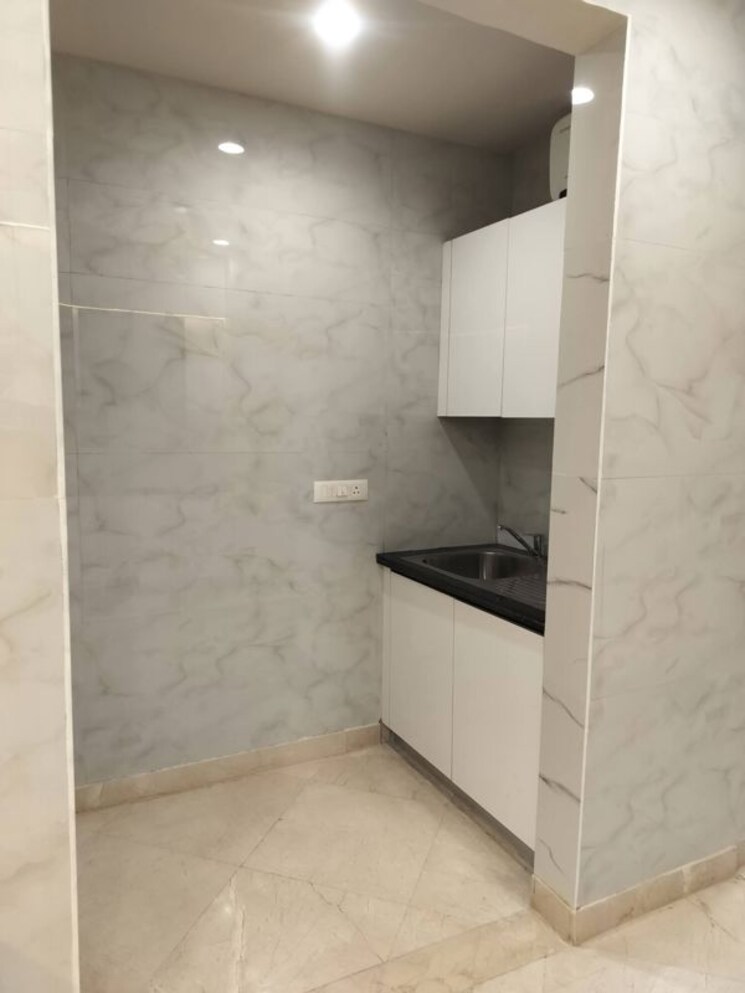 Bathroom, lotus-homz 1 Bedroom 745 Sq.Ft. Apartment In Sector 111 Gurgaon 9847397