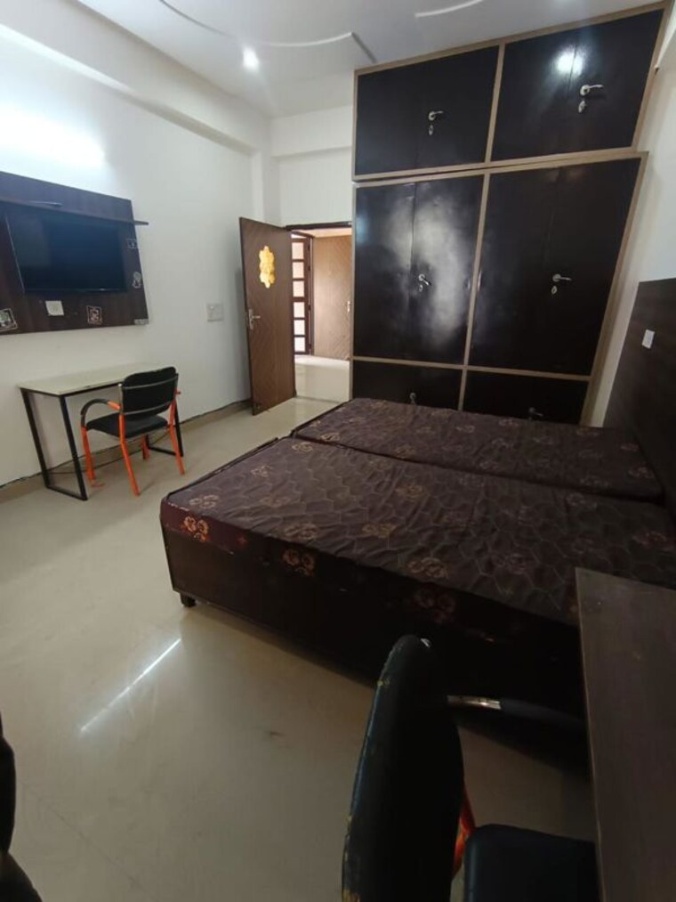 Kitchen, sector 46 3 Bedroom 1680 Sq.Ft. Builder Floor In Sector 46 Gurgaon 9847399