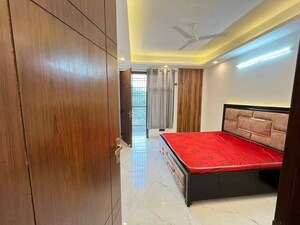 Bedroom in 6+ BHK Builder Floor at Sarvapriya Vihar – for Sale