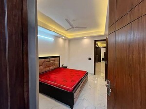 Bedroom in 6+ BHK Builder Floor at Sarvapriya Vihar – for Sale