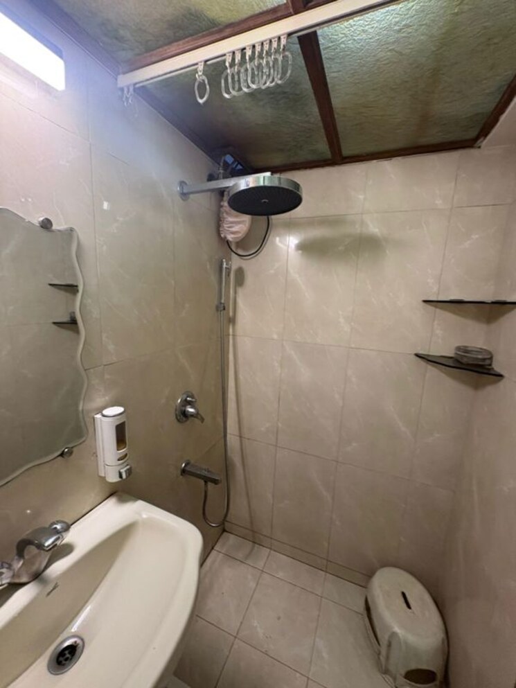 Bathroom, tulip-chs-bandra 2 Bedroom 800 Sq.Ft. Apartment In Bandra West Mumbai 9847411