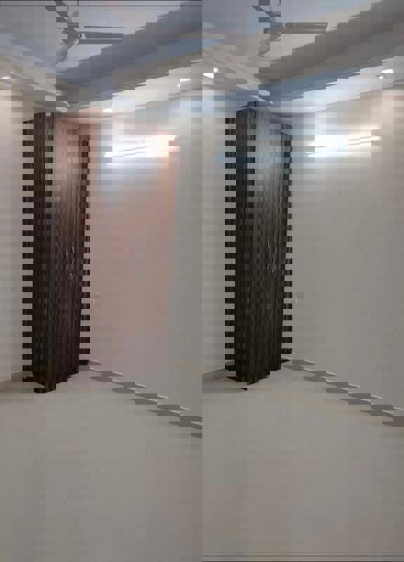 2 BHK + Servant Room Builder Floor For Rent in Malviya Nagar