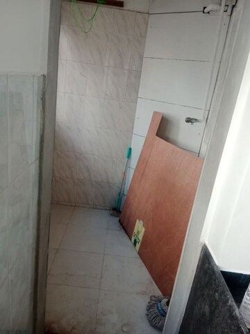  3 BHK Apartment at Ashmita Apartments, Khar West – for Rent