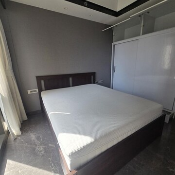 Bedroom in 3 BHK Apartment at Lodha Trump Tower, Kamala Mill – for Sale