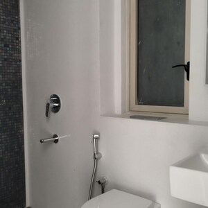 Attached Bathroom in 3 BHK Apartment at Lodha The Park, Century Mills – for Sale