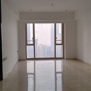 Room in 3 BHK Apartment at Lodha The Park, Century Mills – for Sale