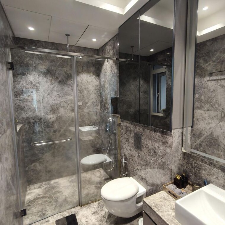 Bathroom, raheja-imperia 3 Bedroom 1450 Sq.Ft. Apartment In Empire Mill Mumbai 9847472