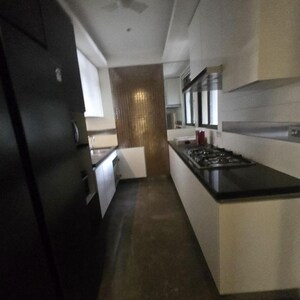 Building Lobby in 3 BHK Apartment at Lodha Trump Tower, Kamala Mill – for Sale