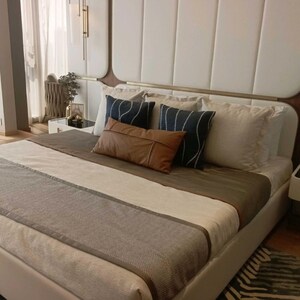 Bedroom in 4 BHK Apartment at Lodha The Park, Century Mills – for Sale