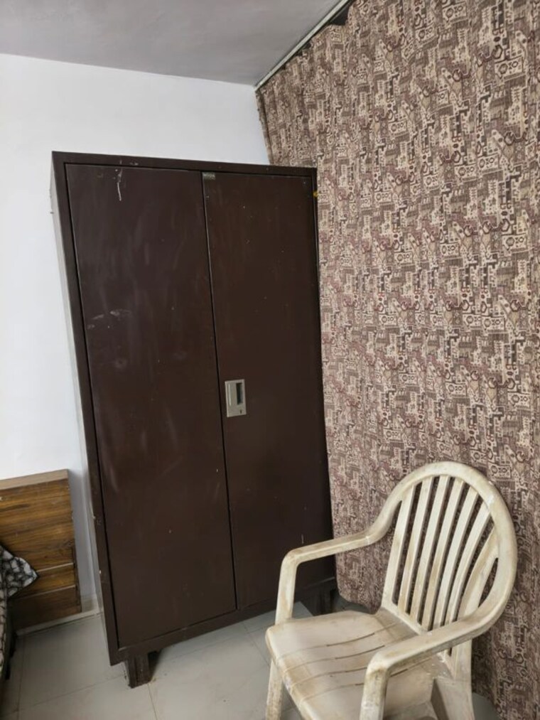 undefined, kalkaji 1 RK 100 Sq.Yd. Apartment In Kalkaji Delhi 9847499