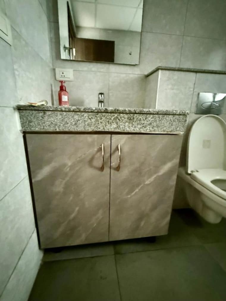 Bathroom, tata-primanti-tower-residences 4 Bedroom 2905 Sq.Ft. Apartment In Sector 72 Gurgaon 9847520