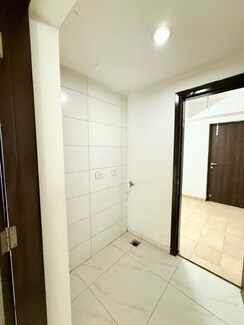 4 BHK + Servant Room Apartment For Sale in Tata Primanti-Tower Residences