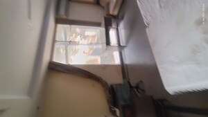 Furnished Amenities in 1.5 BHK Independent House at Saurabh Niwas, Sector 40 – for Rent