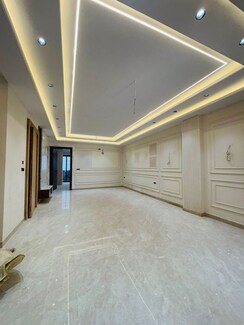 3 BHK + Pooja Room,Servant Room Builder Floor For Sale in BPTP Green Oaks