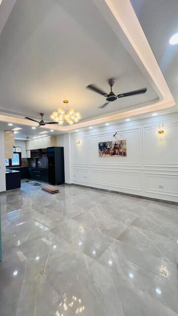 Furnished Amenities in 3 BHK Builder Floor at BPTP Green Oaks, Sector 70a – for Sale