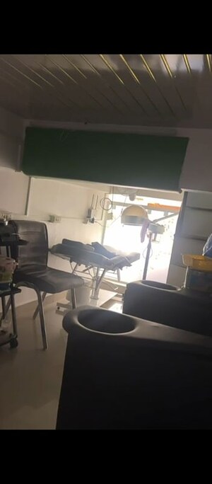 Team Area in  Shop at Matunga – for Rent