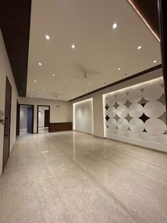 4 BHK + Pooja Room,Servant Room Builder Floor For Sale in Bptp Astaire GardeN-Monet Floors