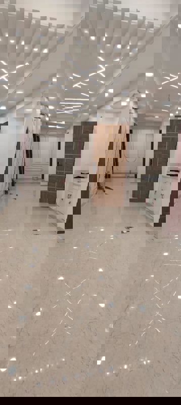 3 BHK + Pooja Room,Servant Room 180 Sq.Ft. Builder Floor in Bptp Astaire GardeN-Monet Floors