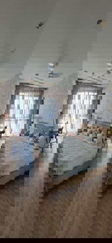 4 BHK + Servant Room 3100 Sq.Ft. Apartment in Waterfront Condominiums