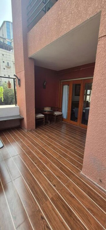 Room in 3.5 BHK Apartment at Fortaleza CHSL, Kalyani Nagar – for Sale