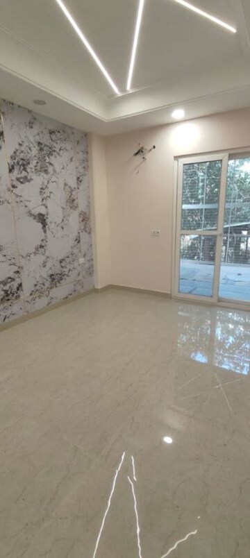 3 BHK Builder Floor For Sale in Kohli One Malibu Town Plot, Sector 47